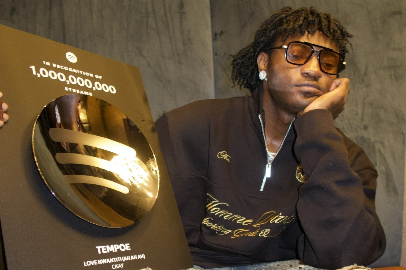 Tempoe Receives Spotify’s 1 Billion Streams Plaque for “Love Nwantiti”